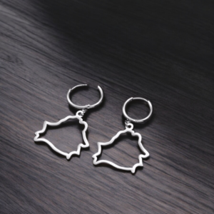 Завушніцы з контурам Беларусі