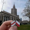 Значак металічны падвоены з бела-чырвона-белым і польскім сцягам